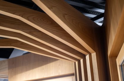 Sudtirol Fenster Showroom | Monovolume Architecture + Design