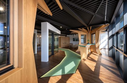 Sudtirol Fenster Showroom | Monovolume Architecture + Design