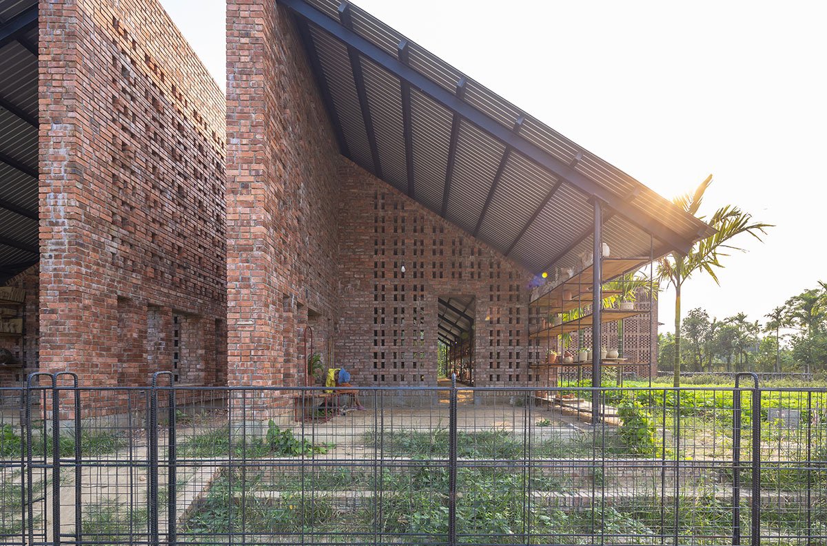 Terra Cotta Workshop | Tropical Space