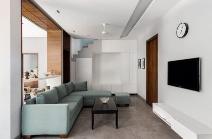 The Framed House | Forum Advaita