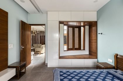 The Framed House | Forum Advaita