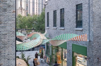 A Weaving Double Helix | HCCH Studio