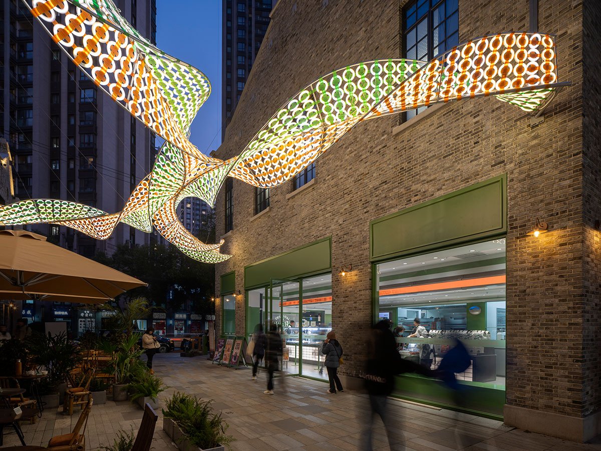 A Weaving Double Helix | HCCH Studio