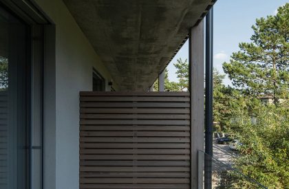 Apartment Building at the Foot of the Hill | Karnet architekti