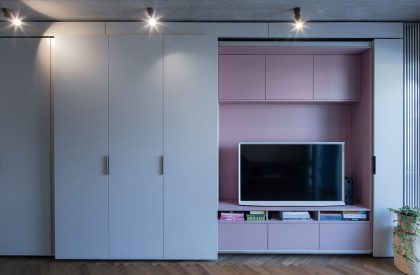 Apartment Building at the Foot of the Hill | Karnet architekti