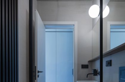 Apartment Building at the Foot of the Hill | Karnet architekti