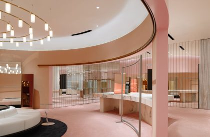 Bequeenstory Flagship Store | Say Architects