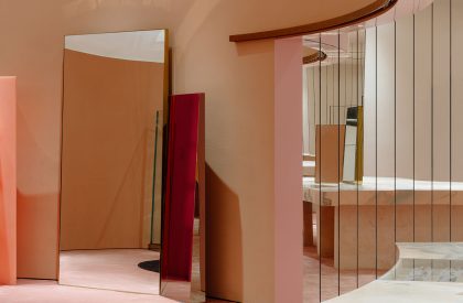 Bequeenstory Flagship Store | Say Architects