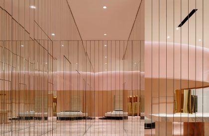 Bequeenstory Flagship Store | Say Architects