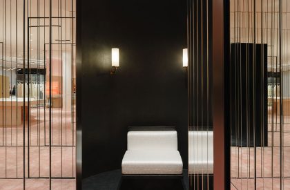 Bequeenstory Flagship Store | Say Architects