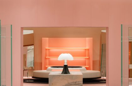 Bequeenstory Flagship Store | Say Architects