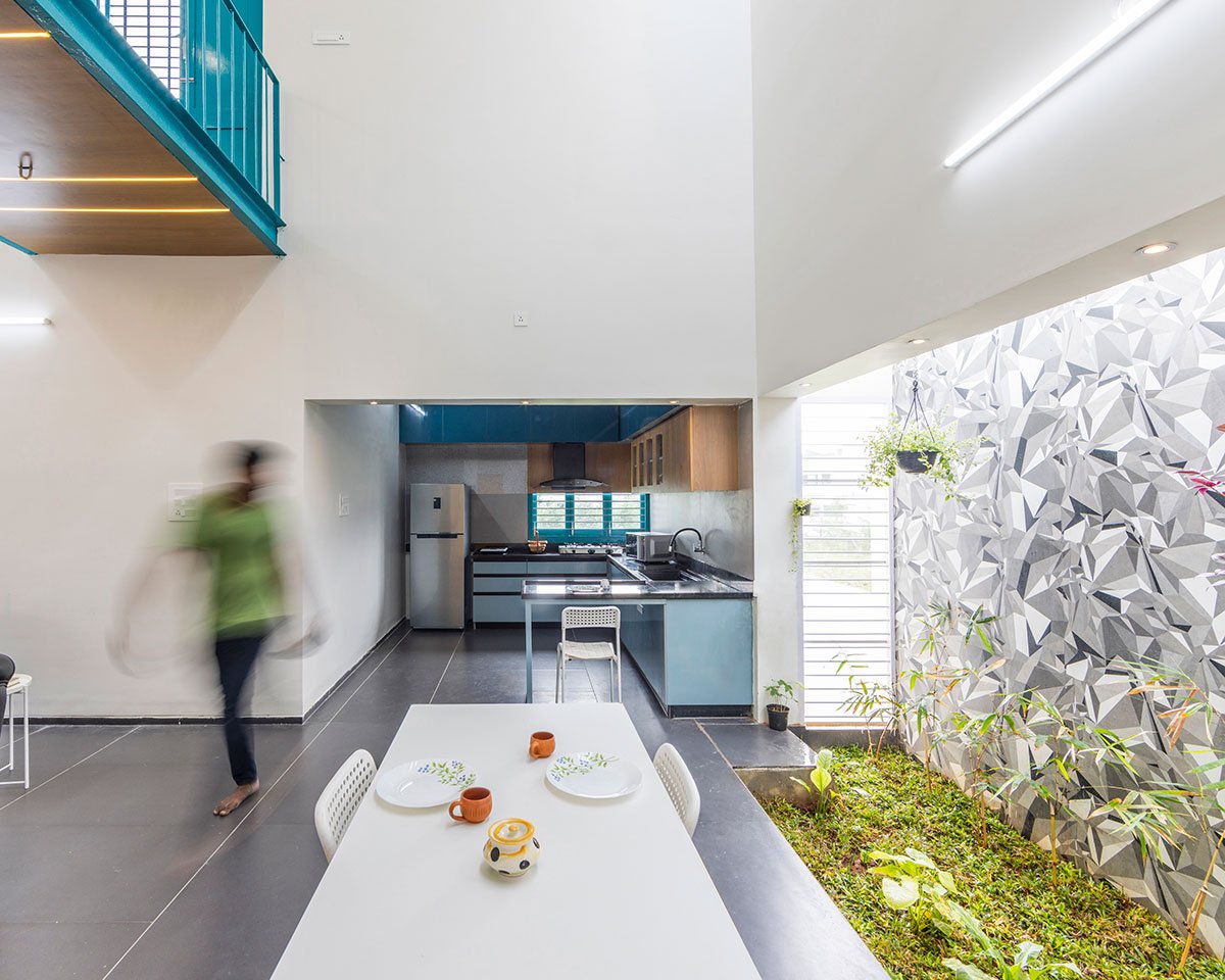 Bridge Bungalow | SpaceDNA