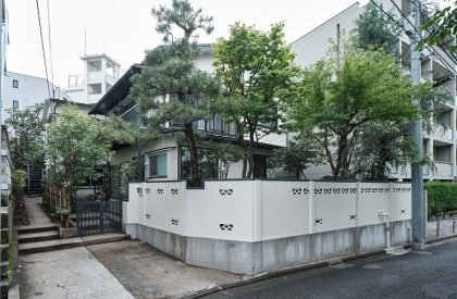 Shirokanedai House | Roovice