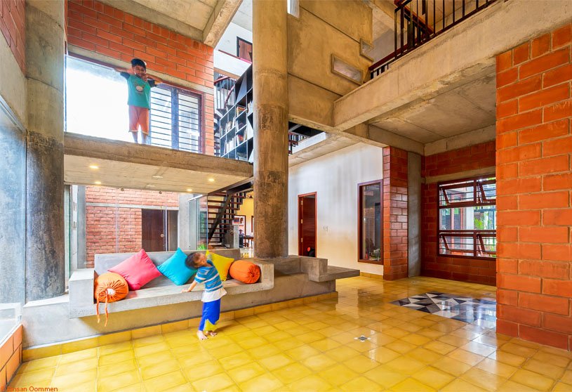 Aadaleesan Residence | Murali Architects
