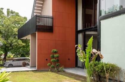 Bhagwati Bungalow | Jagrut Shah Architect and Associates