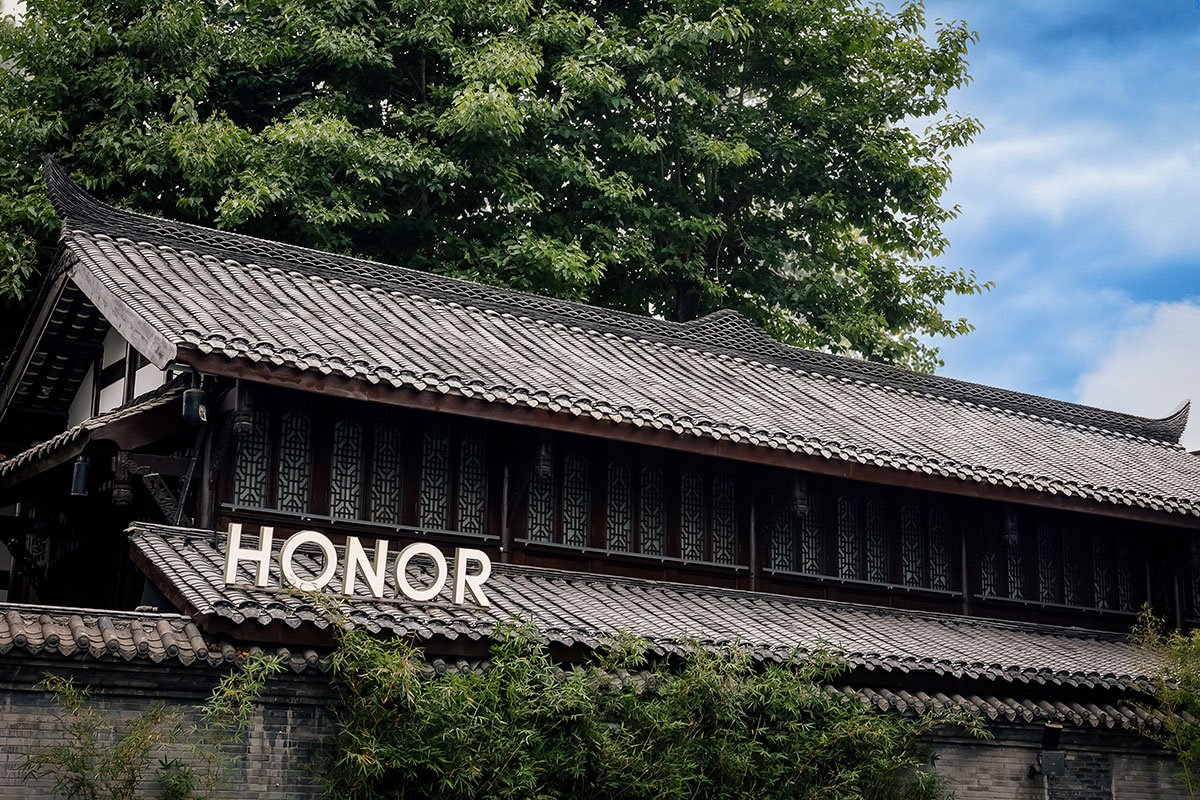HONOR Flagship Store | HONOR Retail Design Studio