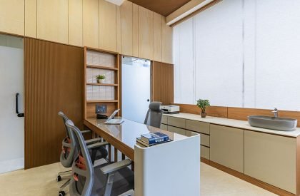 Modern Hospital Interior at Ratnanjali Solitaire | Prashant Parmar Architect – Shayona Consultant