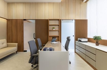 Modern Hospital Interior at Ratnanjali Solitaire | Prashant Parmar Architect – Shayona Consultant