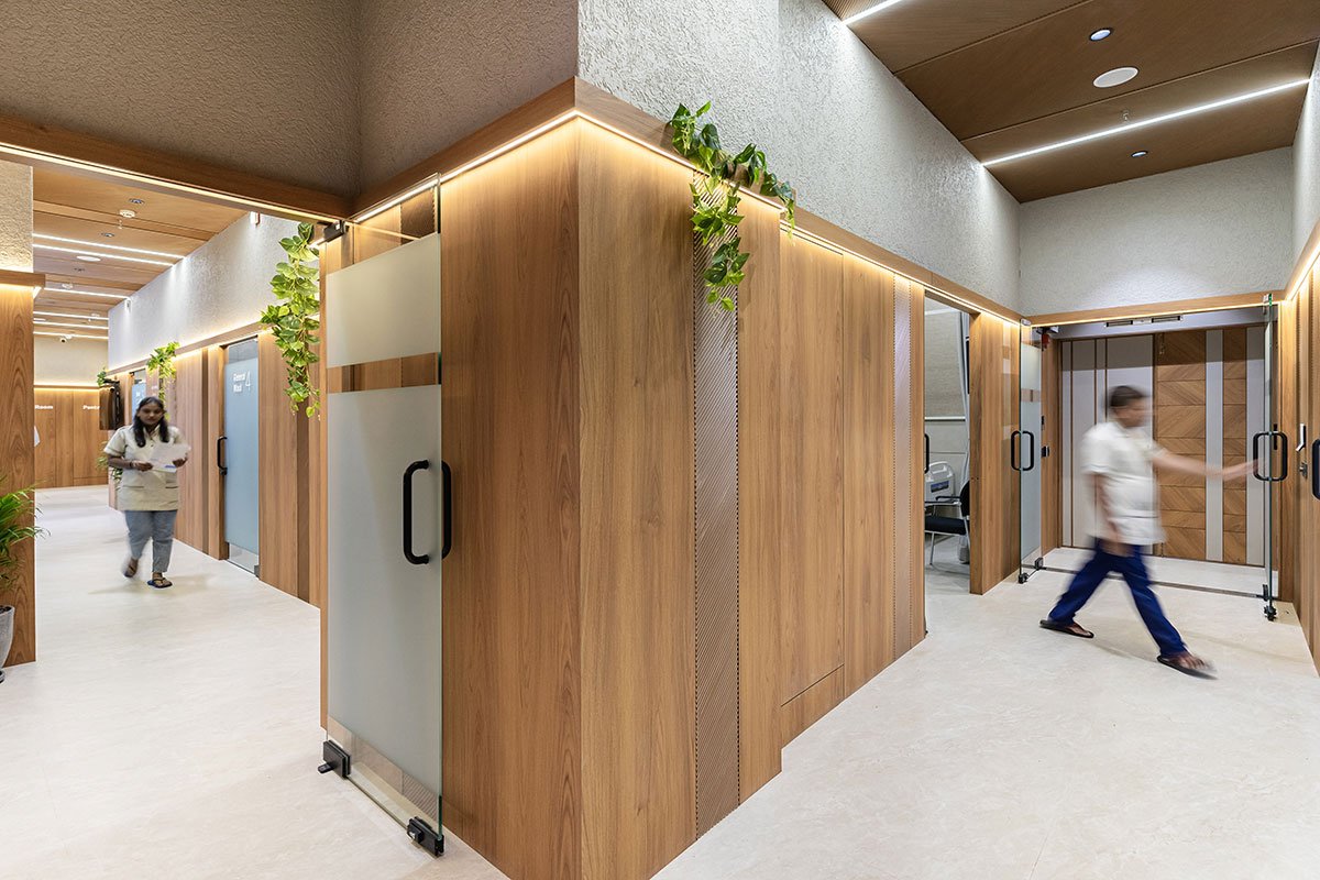 Modern Hospital Interior at Ratnanjali Solitaire | Prashant Parmar Architect – Shayona Consultant