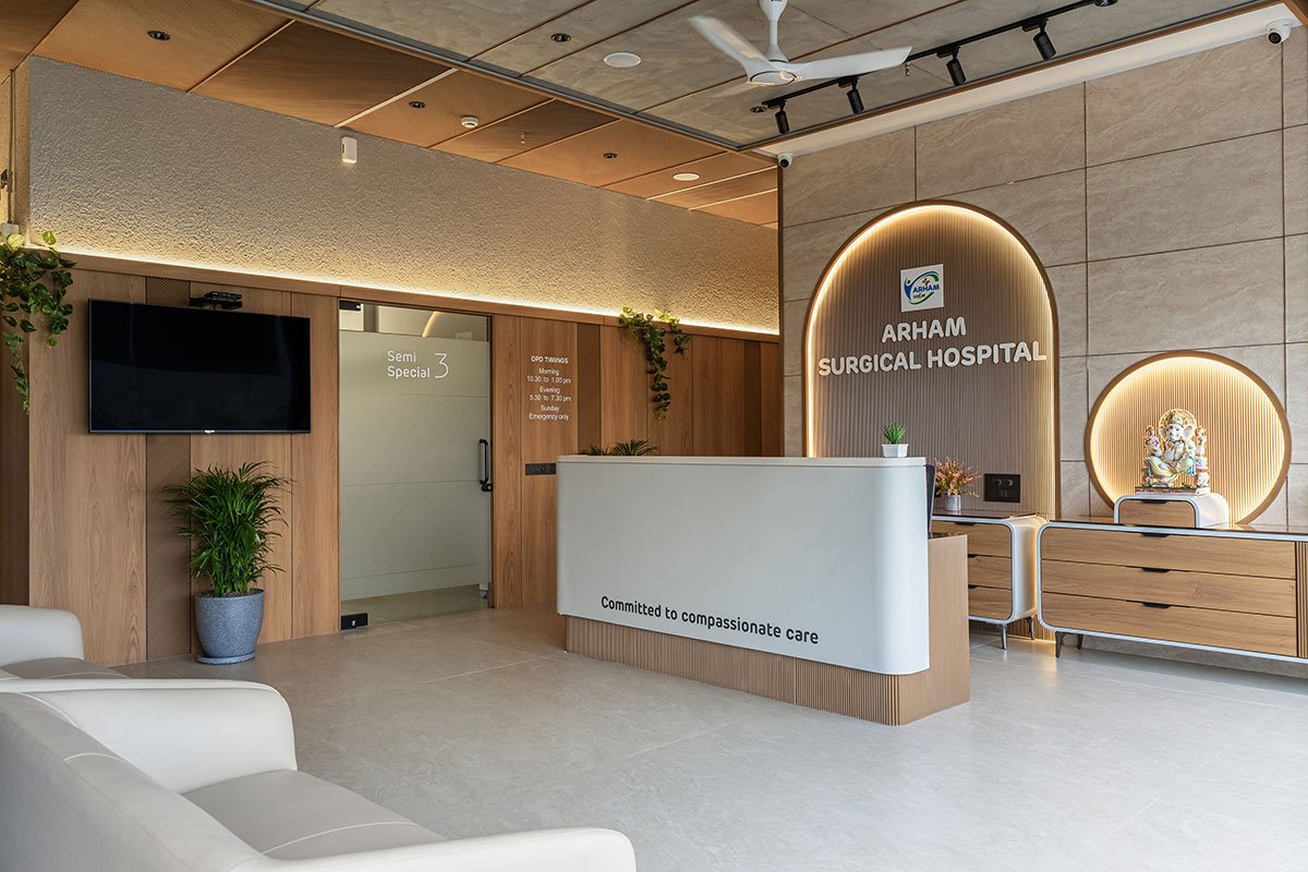 Modern Hospital Interior at Ratnanjali Solitaire | Prashant Parmar Architect – Shayona Consultant