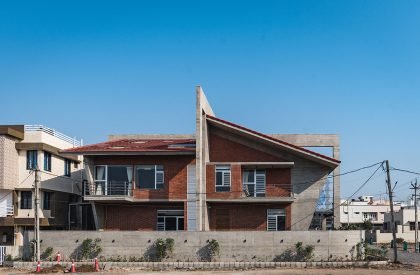 The Plus House | EssTeam Design Services LLP