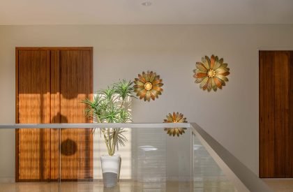 Urban Frame House | Prashant Parmar Architect - Shayona Consultant