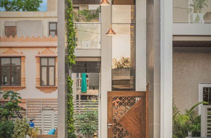 Urban Frame House | Prashant Parmar Architect - Shayona Consultant