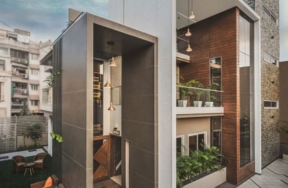 Urban Frame House | Prashant Parmar Architect - Shayona Consultant