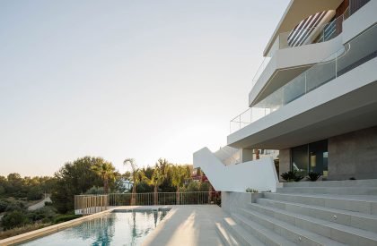 Villa Fortaleza | Vieira de Moura Architects