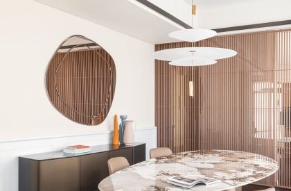 Walnut White | PLUS ULTRA