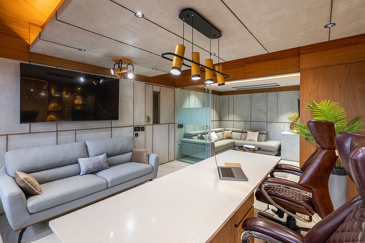 Modern Office Interior Design | Prashant Parmar Architect - Shayona Consultants