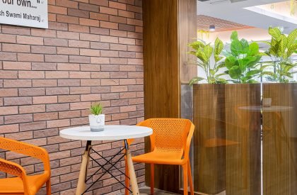 Modern Office Interior Design | Prashant Parmar Architect - Shayona Consultants