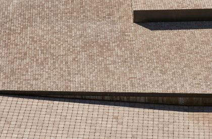 Plaza del Zarrón | BOV Estudio