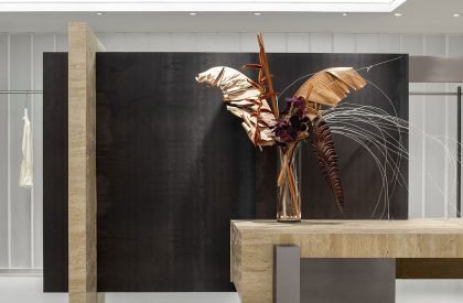 ZhuZhang Showroom & Office | LubanEra Design