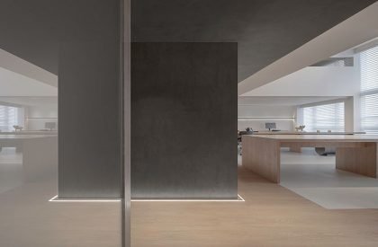 Energy Travel Agency Headquarters | c.dd