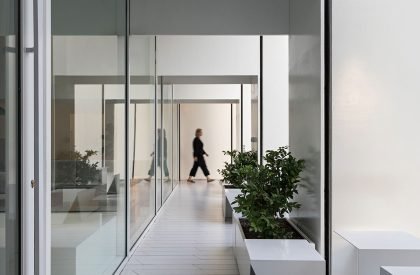 J Cafe | Kanisavaran Office