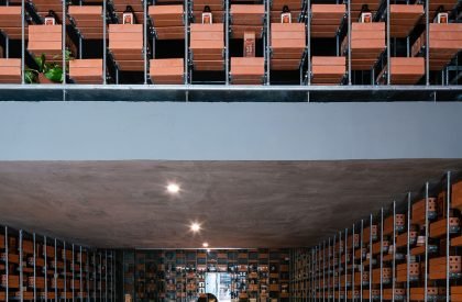 Organicare Showroom | Tropical Space