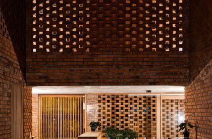 Termitary House | Tropical Space