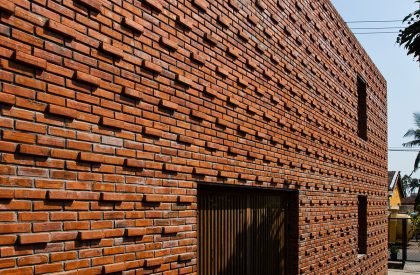 Termitary House | Tropical Space