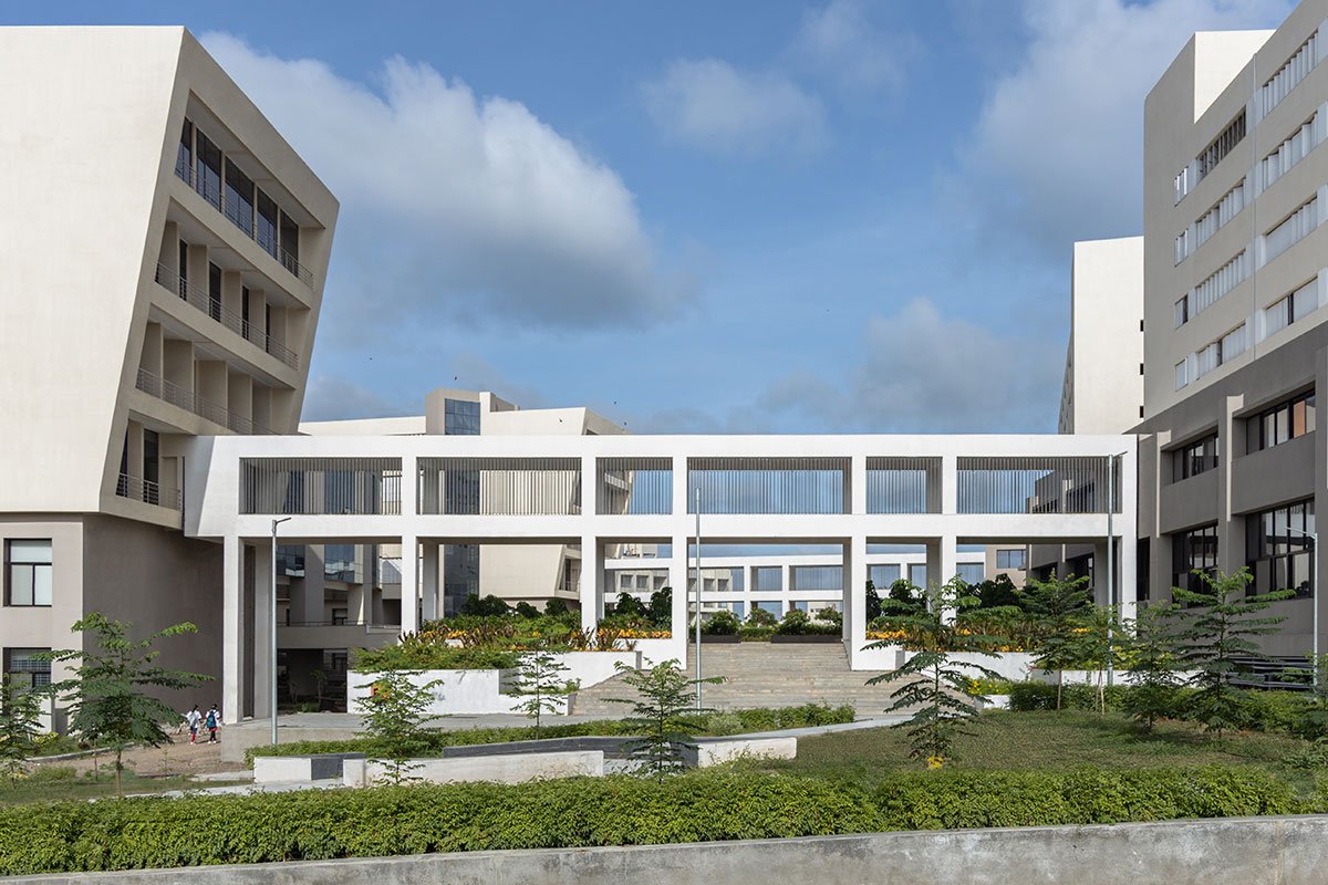 Government Medical College & Teaching Hospital Campus at Baramati | INI Design Studio