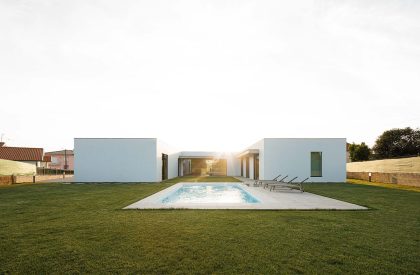 CS House | WALAA + Jorge Gonzalez