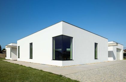 CS House | WALAA + Jorge Gonzalez