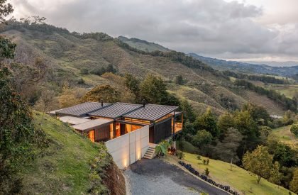 Moon House | Green Mecano