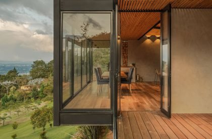 Moon House | Green Mecano