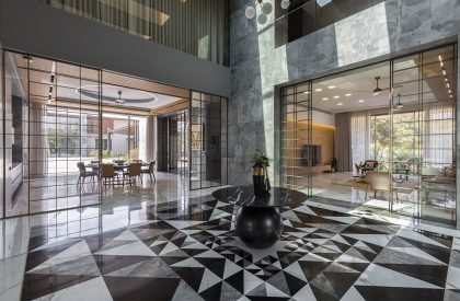 Narola Villa | EssTeam Design Services LLP + Oblique