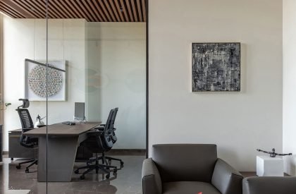 DH-Quickfin | INI Design Studio