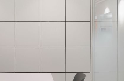 Library, Refectory and Lounge at King’s College International School | Onion