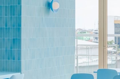 Library, Refectory and Lounge at King’s College International School | Onion