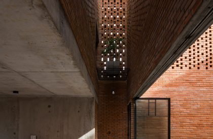 Long An House | Tropical Space