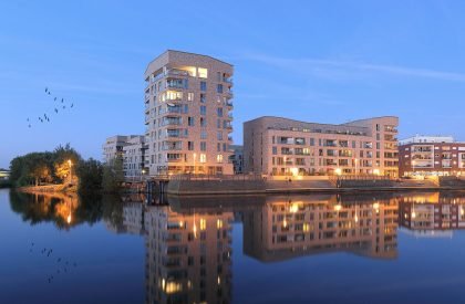 Living on Holzhalbinsel | Tchoban Voss Architekten